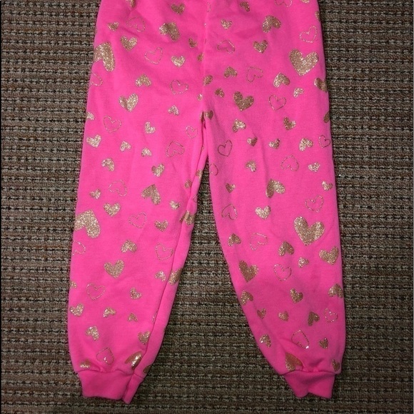 5/$10 Girls sweatpants with gold hearts size 4T - Picture 2 of 3